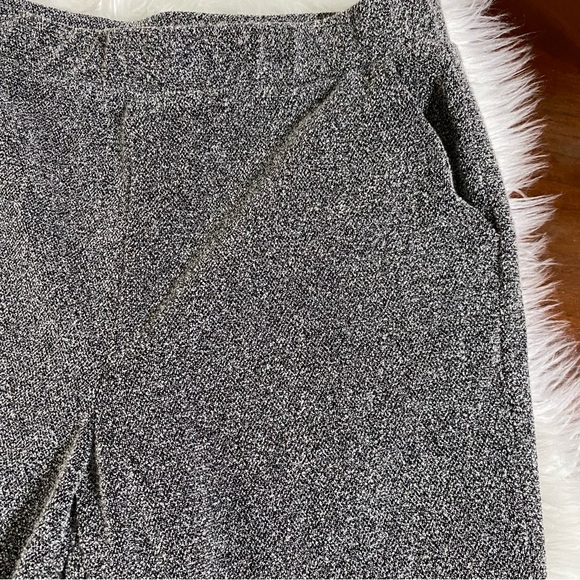 Size Medium Gray Wide Leg Trousers - Picture 3 of 5